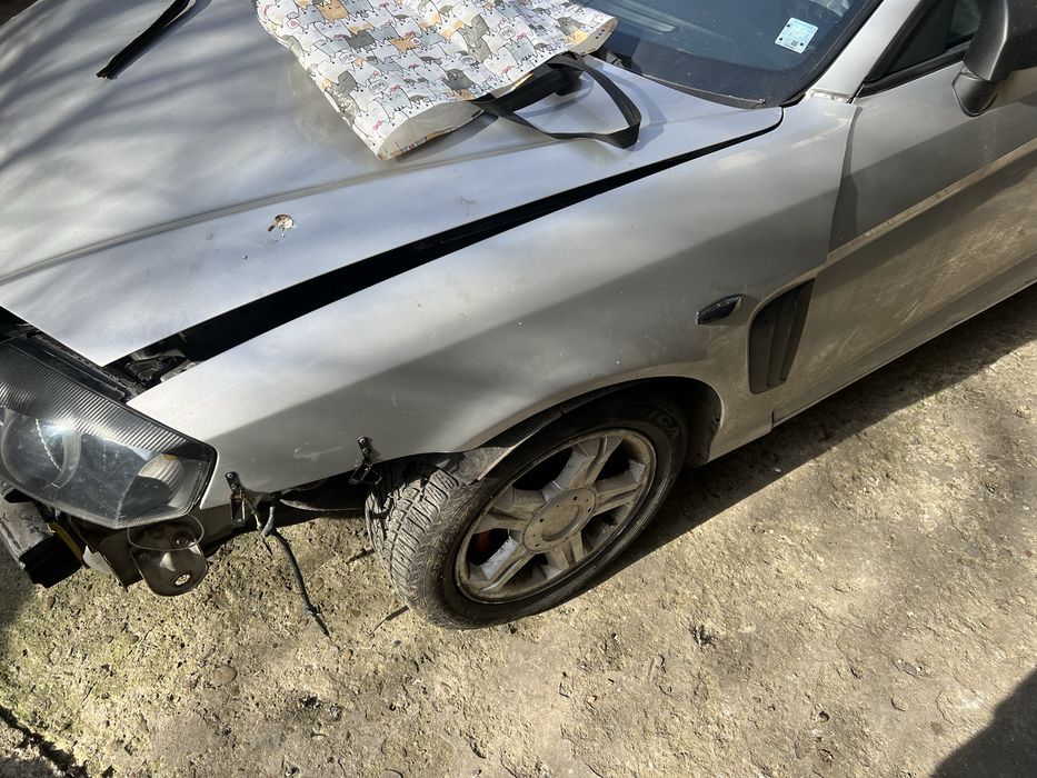 Hyundai coupe на части