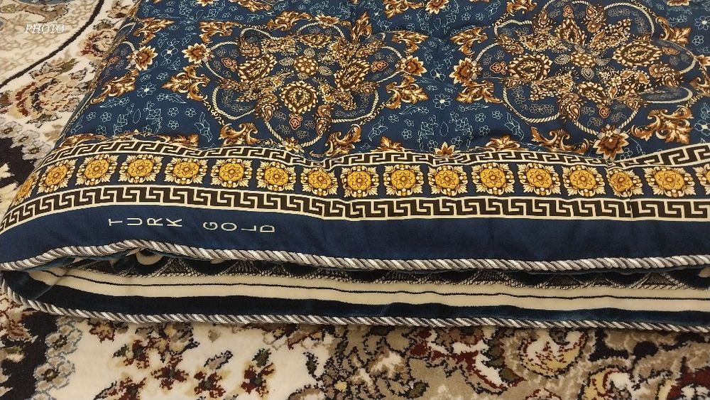 Yangi ,Turkiya matosidan tikilgan koʻrpachalar.