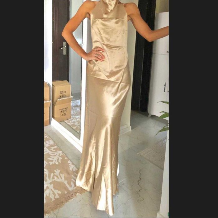 Zara rochie bej auriu lunga ocazie spate gol satin maxi eleganta nunta