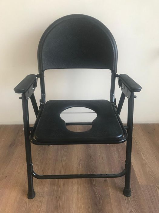 Продам кресло-туалет