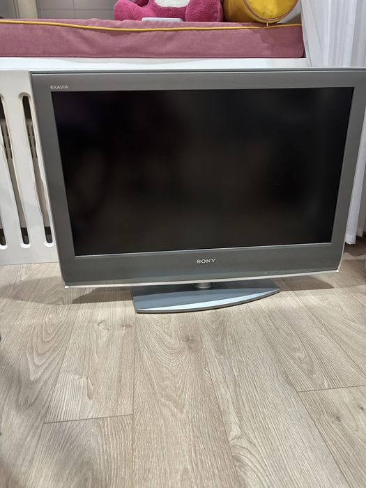 Продом телевизор