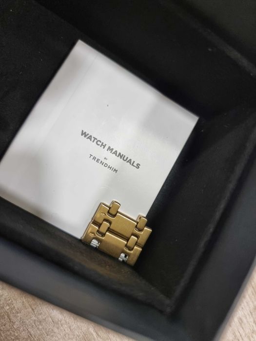 Златист автоматичен часовник Trendhim