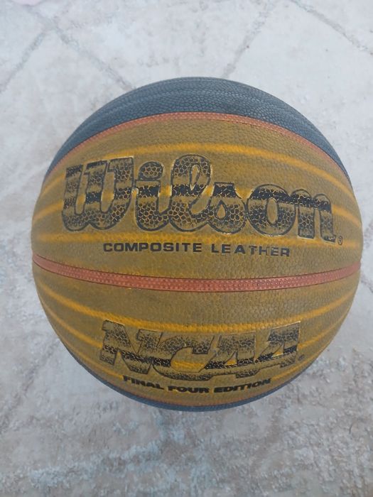 Баскетбольный мяч вилсон