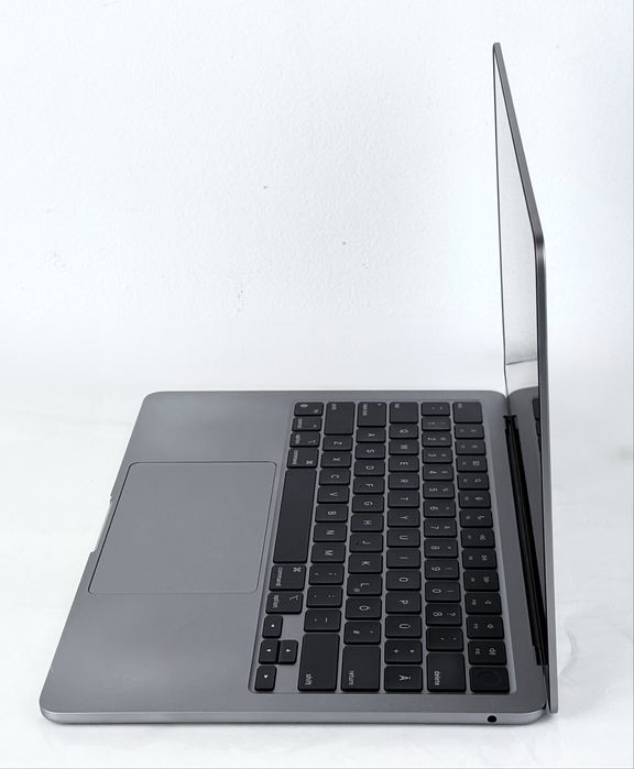 Apple MacBook Air 13 M2 16RAM 1TB Gray Перфектен! Гаранция!