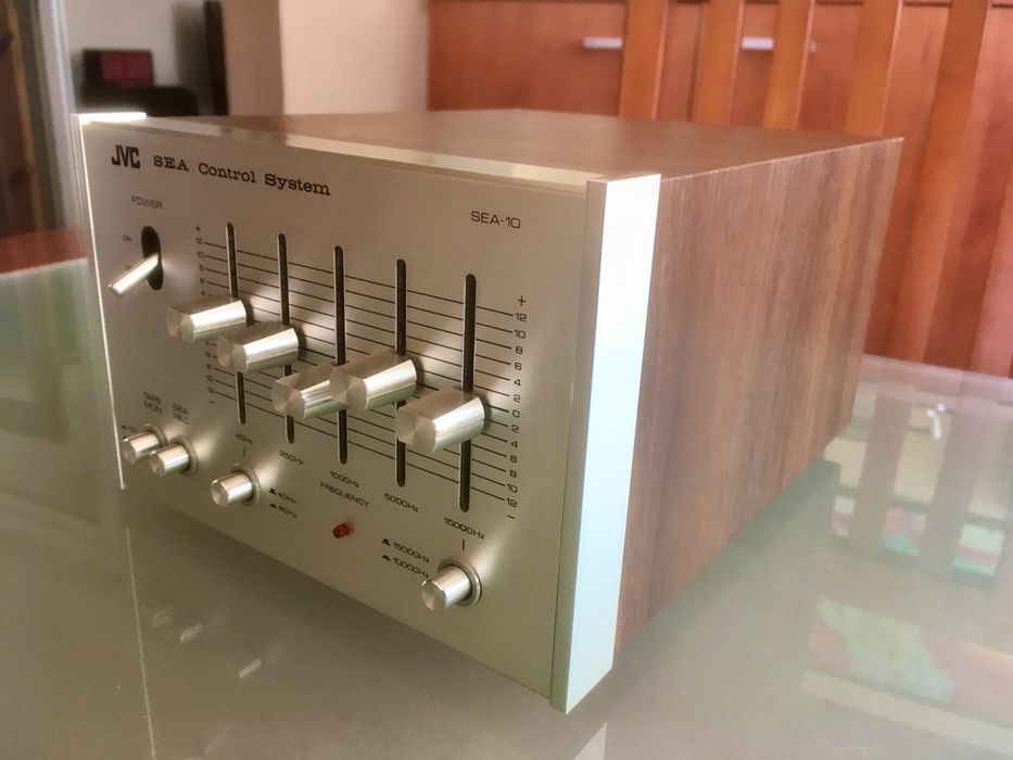 Еквалайзер JVC SEA-10