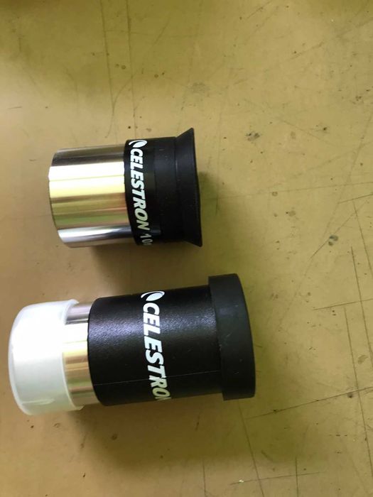 Комплект аксесоари за телескоп Celestron – 2 окуляра 10mm/25mm + red dot finder + диагонал
