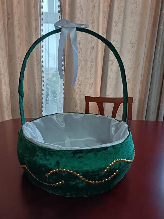 Продам корзинки 6 шт