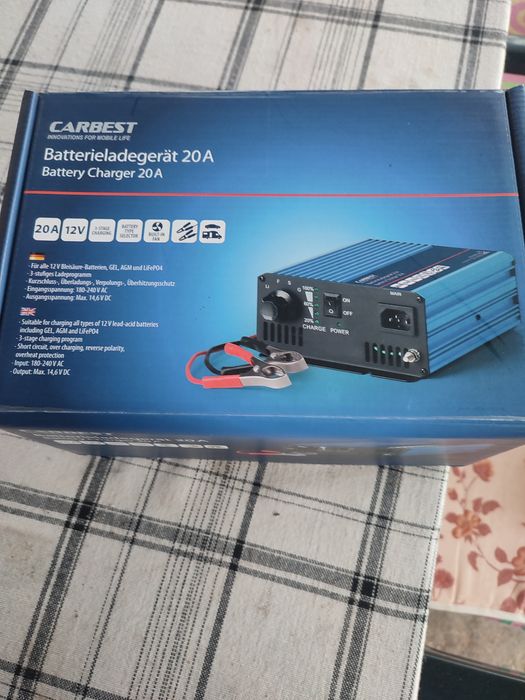 Зарядно иакумолатори 12V