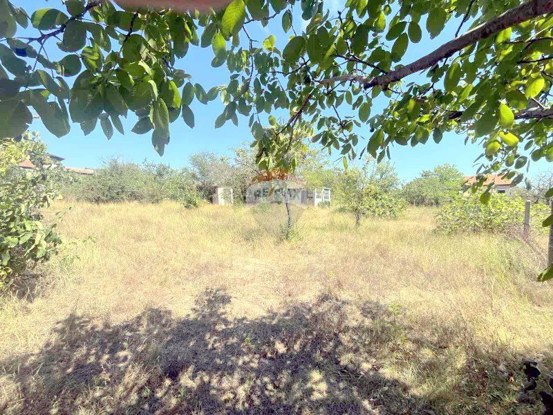 Продава се Парцел в Варна, м-т Боровец - север - 1007 кв.м за 73 €/кв.м - Снимка #1