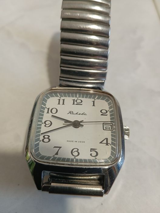 В продаже часы производства СССР