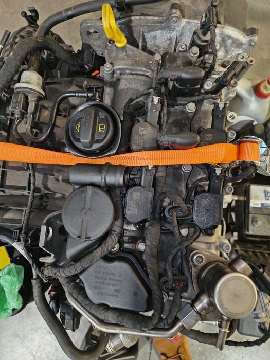 VW 1.5 TSI ACT T-ROC двигател – окомплектован  – за ремонт / донор