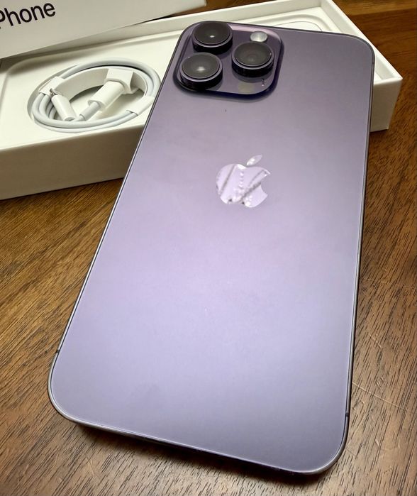 Продаю IPhone 14 Pro Max 128 gb