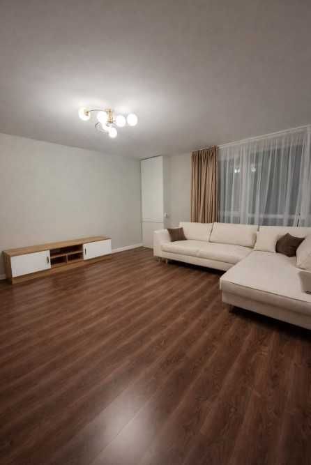 Четиристаен апартамент под наем Кръстова вада