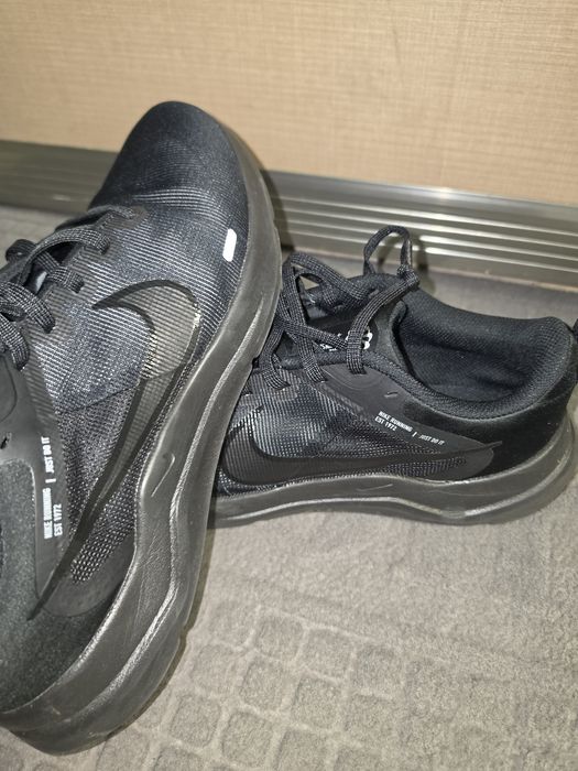 Adidasi running nike, nu adidas sau hoka sau asiscs
