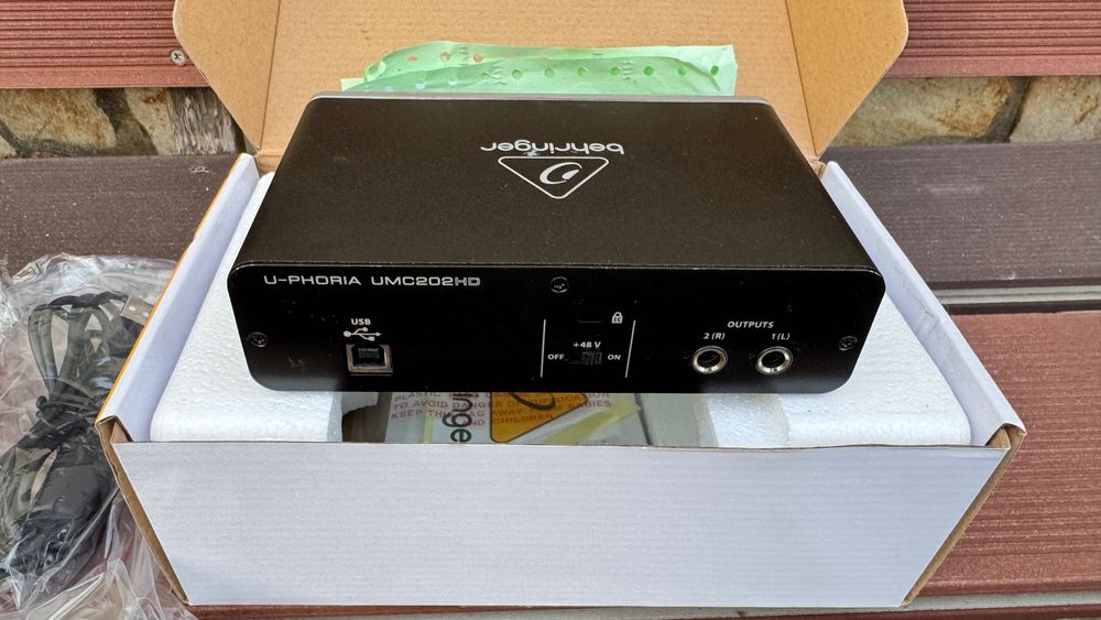 Звукова карта Behringer UMC22 U-Phoria USB  неизползвана !