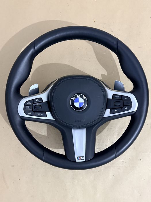 Оригинален M волан бмв bmw g01 g02 g05 g06 g11 g12 g14 g15 g16 g30 g31