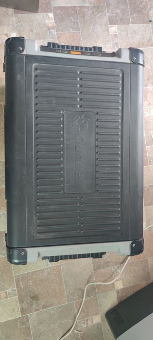 Frigider auto 12 V / 24 V.