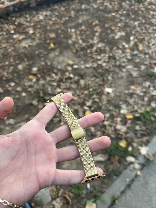 Bratara de apple watch in stare buna