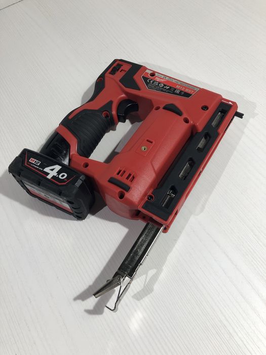 Capsator Milwaukee M12