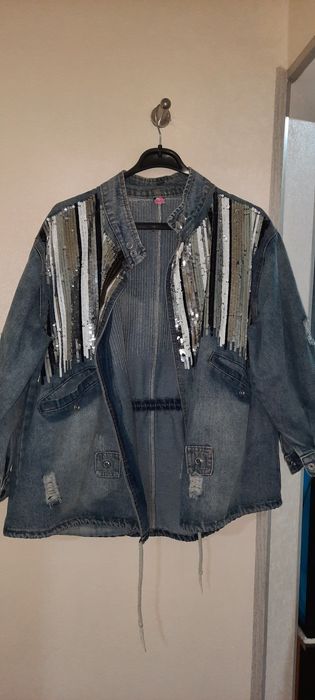 Куртка джинсовая с паетками