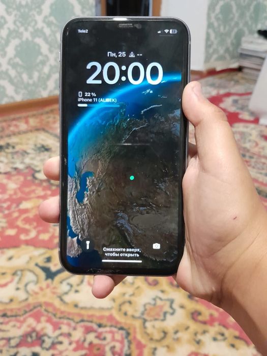 Продается IPhone 11
