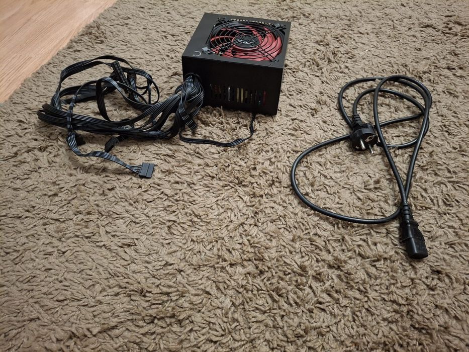 Vand sursa pc 550 w mars gaming