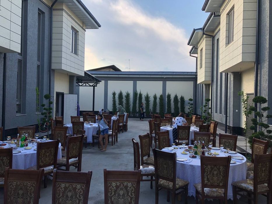 Prakat (arenda) stol stul