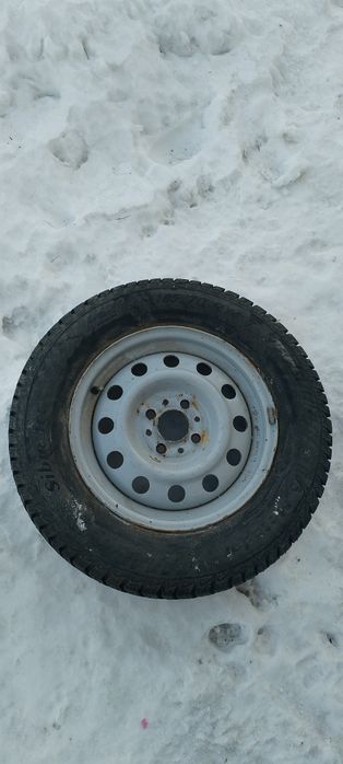 Сатылады 185/70/R14-1штук (безкамерка). Накаченный. Бағасы 25 000