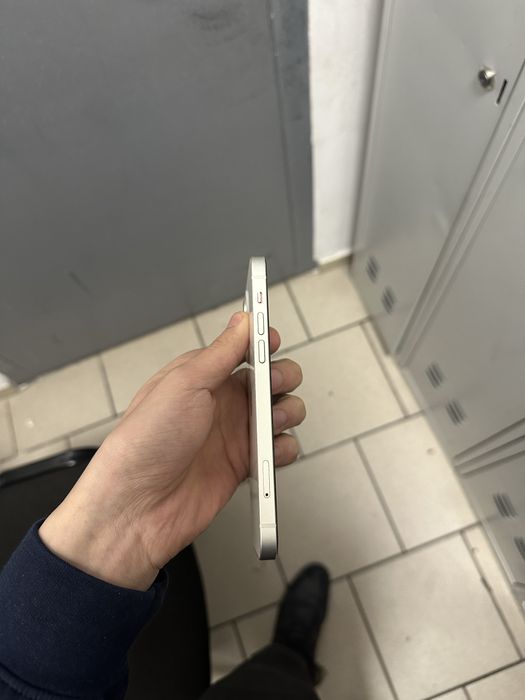 Продам айфон 12 128 гб