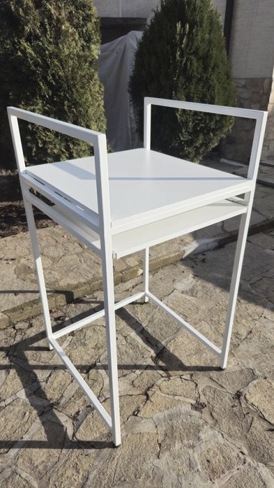 Изработка на стойка за пералня/сушилня