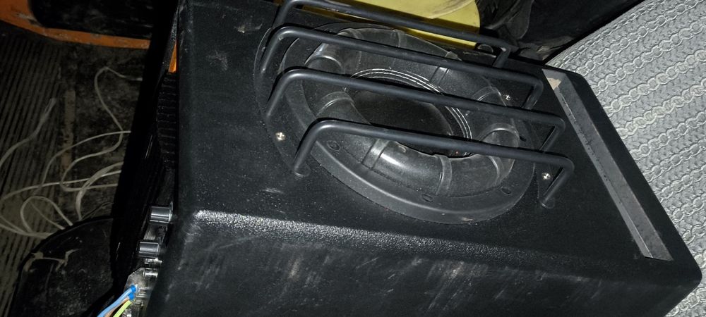 Активный сабвуфер