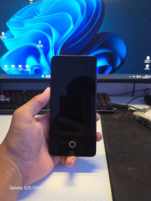 Смартфон Poco x6 pro 5g