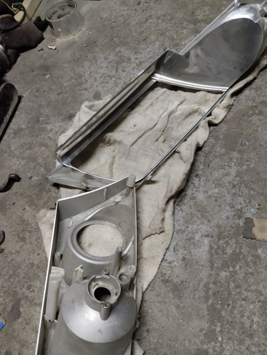 Стекло отражатель пасат б5 продам не дорого