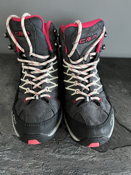 Туристически обувки