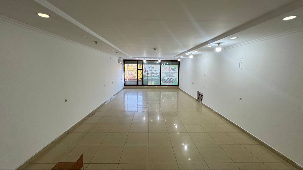 Сдается помещение под магазин в тц “NURAFSHON“