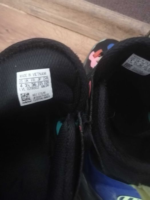 Маратонки Adidas 36