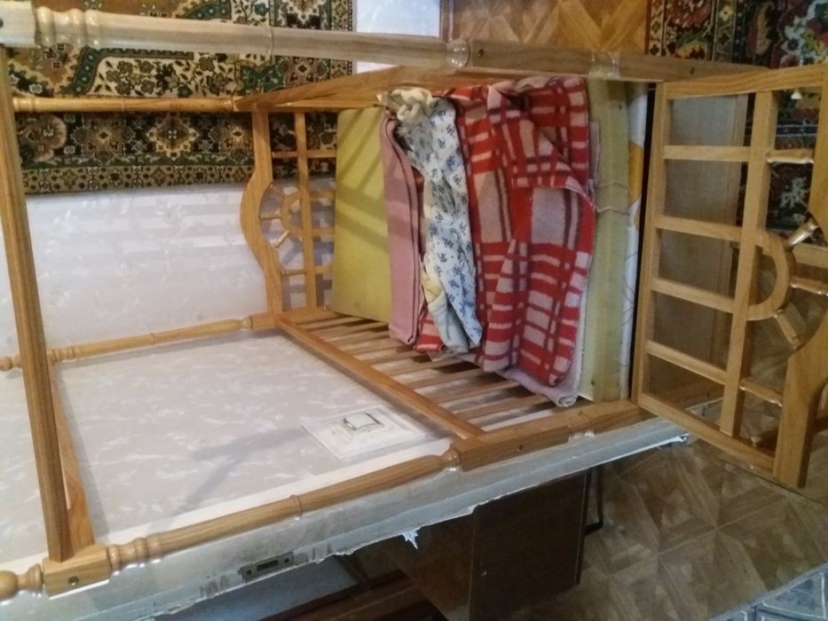 Продам хороший манеж