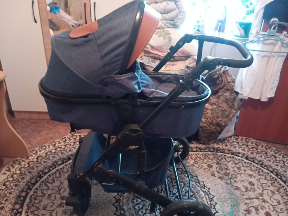 Коляска детская продам