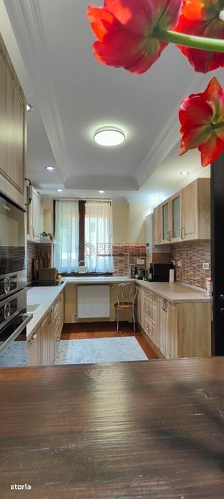 Popesti Primarie - Str Scolii - casa 5 camere si 180mp curte