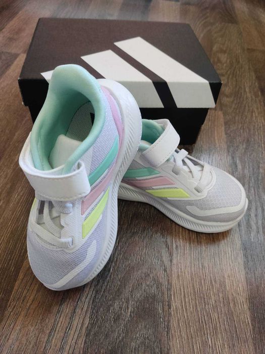Чисто нови Adidas RunFalcon 23 номер