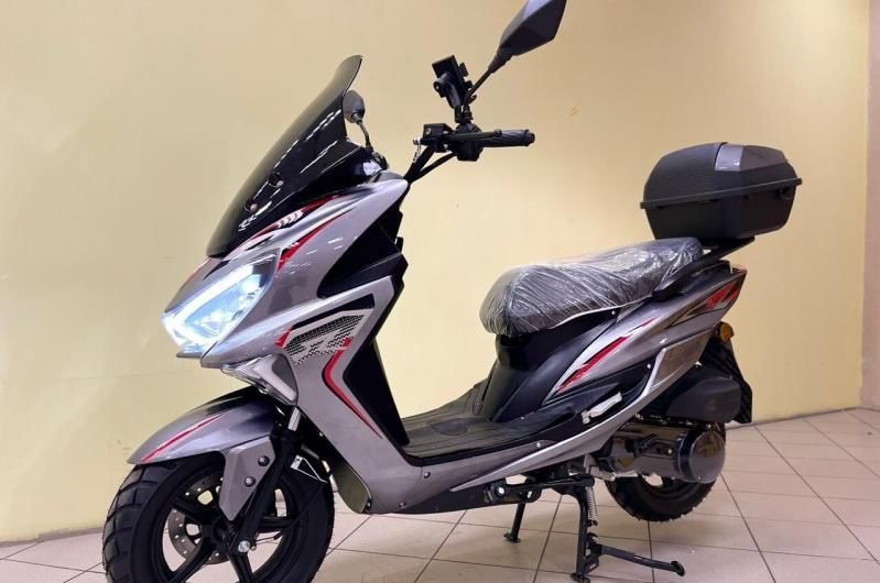 Продам новый скутер