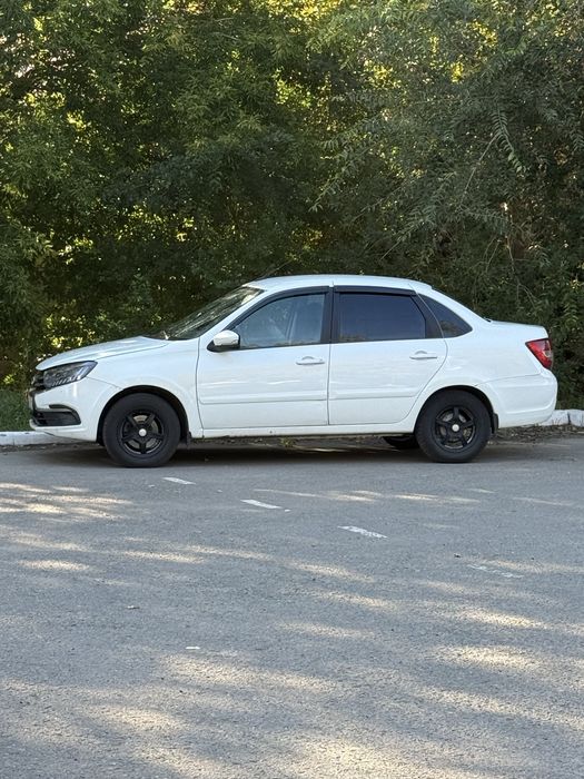 Ваз Гранта (автомат) продам или обмен