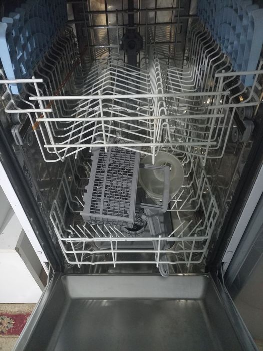 Посудомойка сатамын