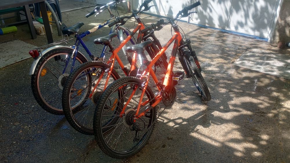 Trei biciclete pt. copii 9-12 ani aproximativ mărime "24