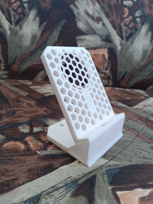 Поставка за телефон и таблет