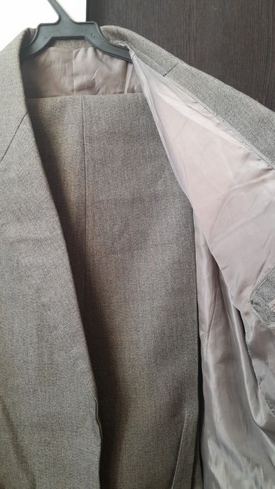 Кастюм мужской 44