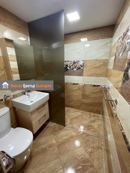 Продава се Тристаен апартамент в София, Студентски град - 85 кв.м за 2118 €/кв.м - Снимка #2