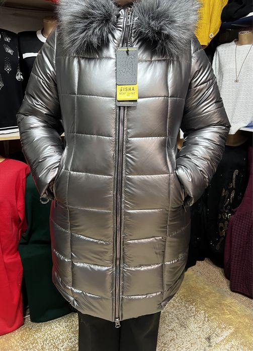 Куртка хамма размерлари бор