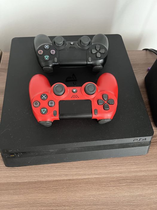 Продам PlayStation 4