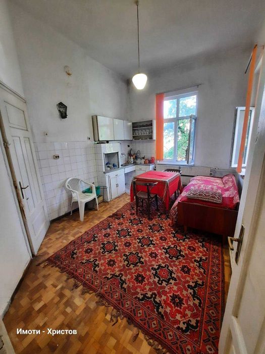 Продава се Етаж от къща в Шумен, Център - 156 кв.м за 769 €/кв.м - Снимка #10